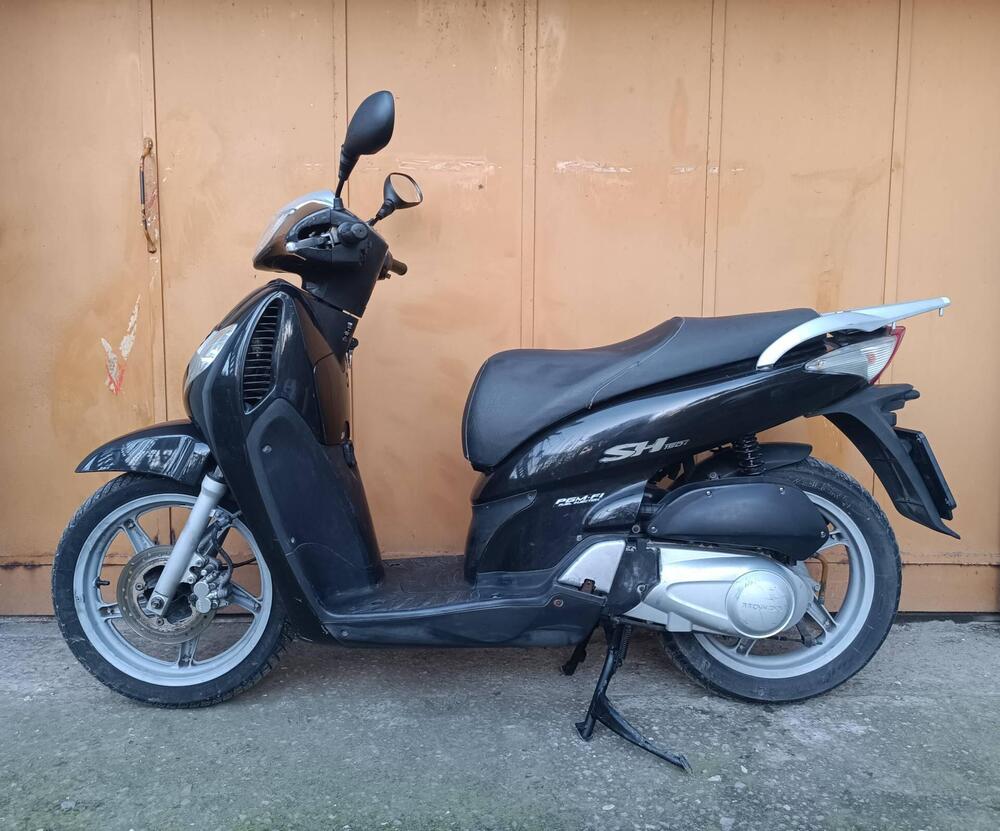 Honda SH 150i (2005 - 08) (3)