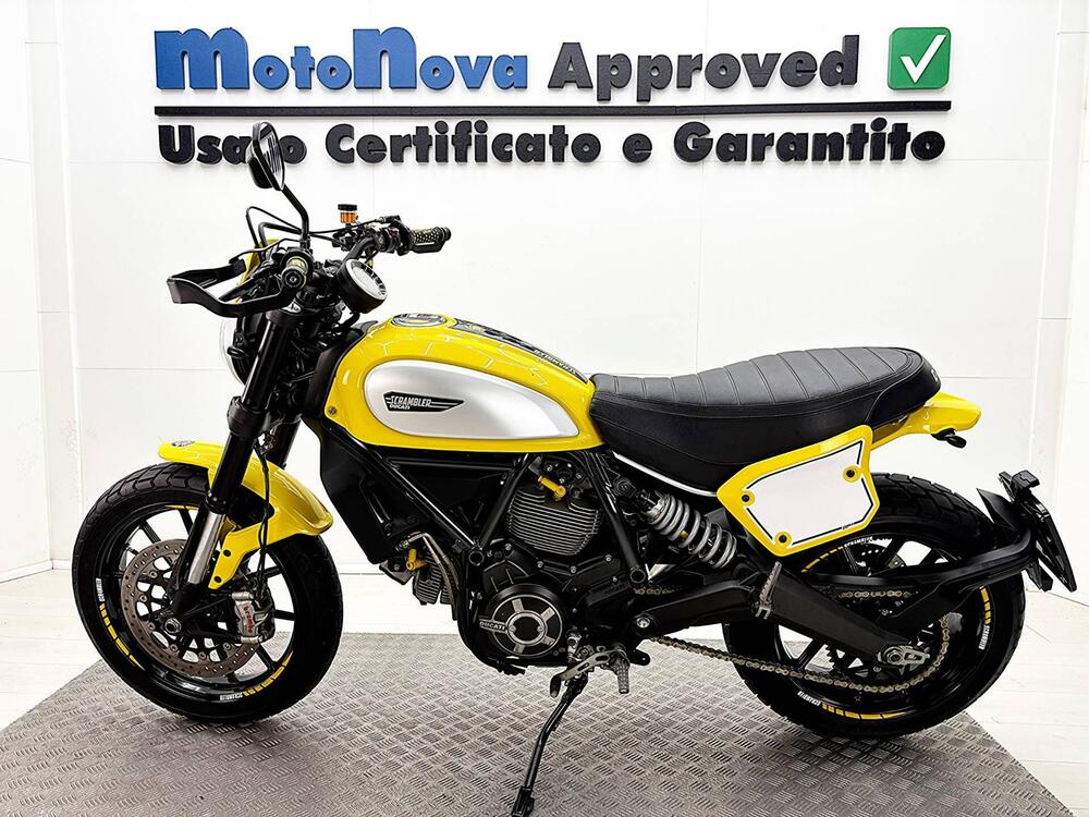 Ducati Scrambler 800 Flat Track Pro (2016 - 17) (2)