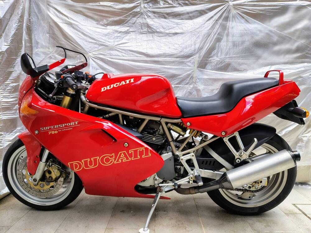 Ducati Supersport 750 (5)