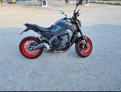 Yamaha MT-09 (2021 - 23) usata