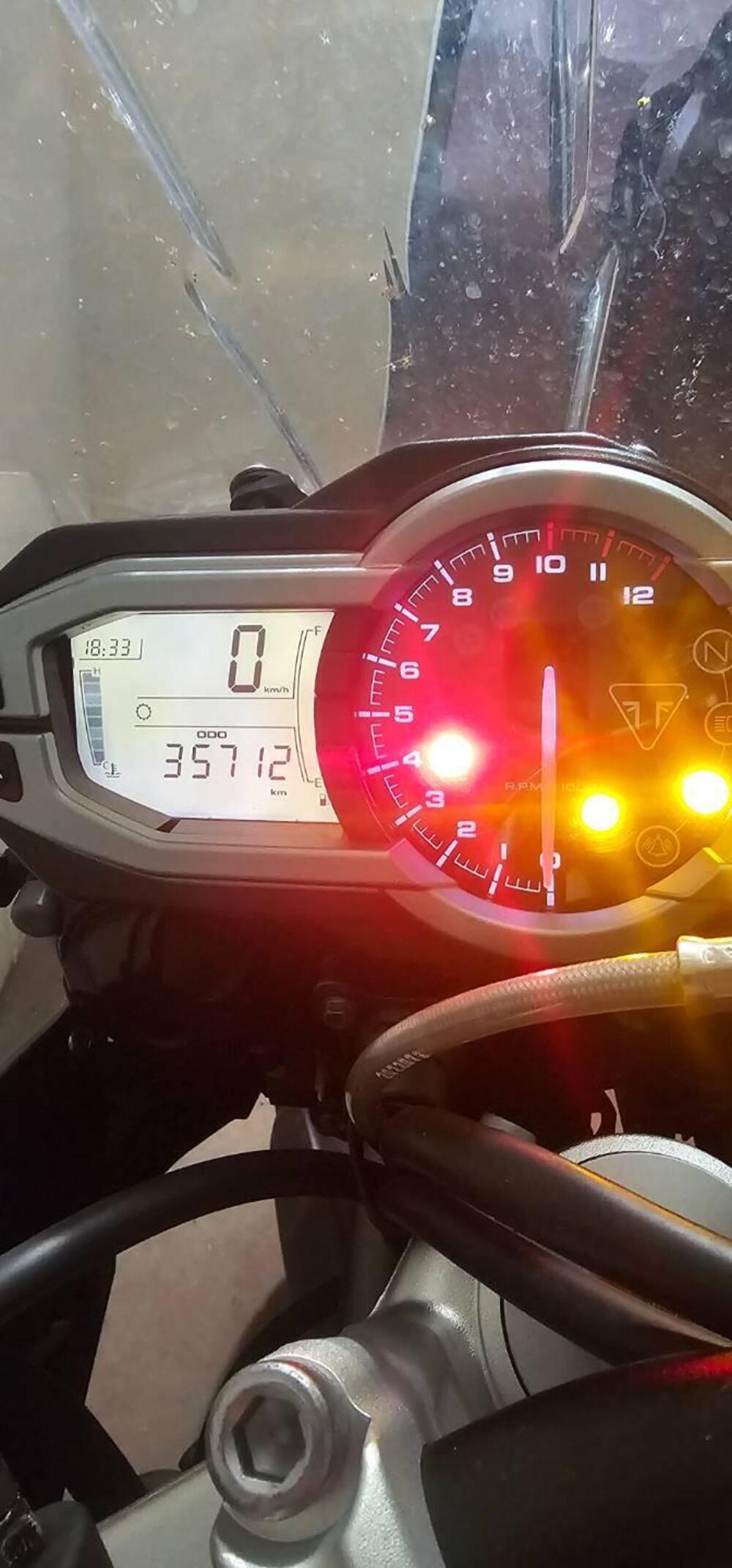 Triumph Tiger 800 XC (2015 - 17) (7)