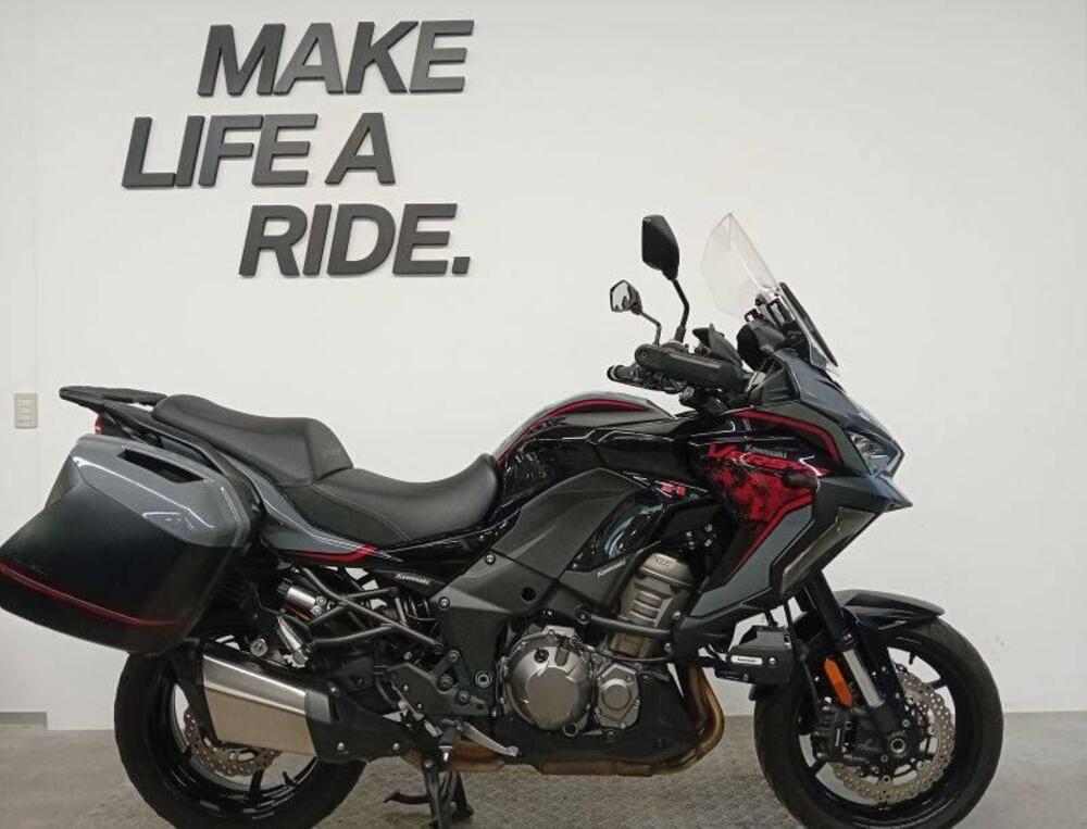 Kawasaki Versys 1000 S Tourer Plus (2021)