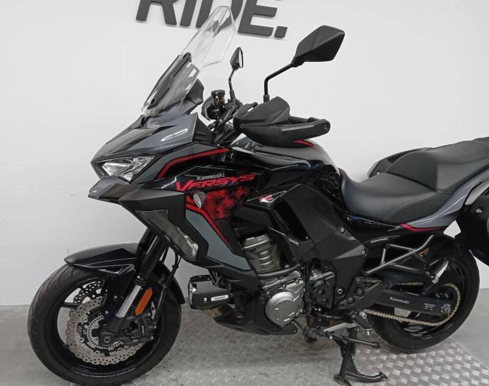 Kawasaki Versys 1000 S Tourer Plus (2021) (4)
