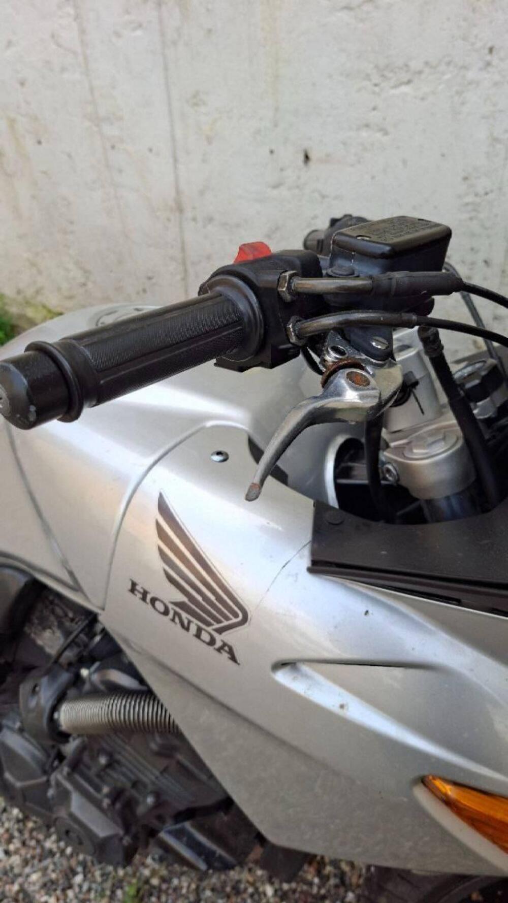 Honda CBF 600 (2004 - 06) (6)