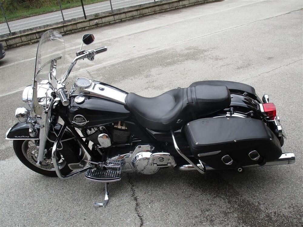 Harley-Davidson 1584 Road King Classic (2007 - 10) - FLHRC (4)