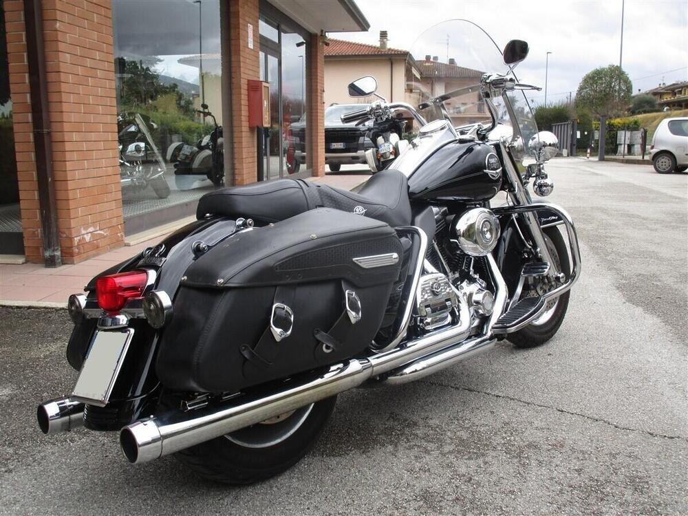 Harley-Davidson 1584 Road King Classic (2007 - 10) - FLHRC (5)