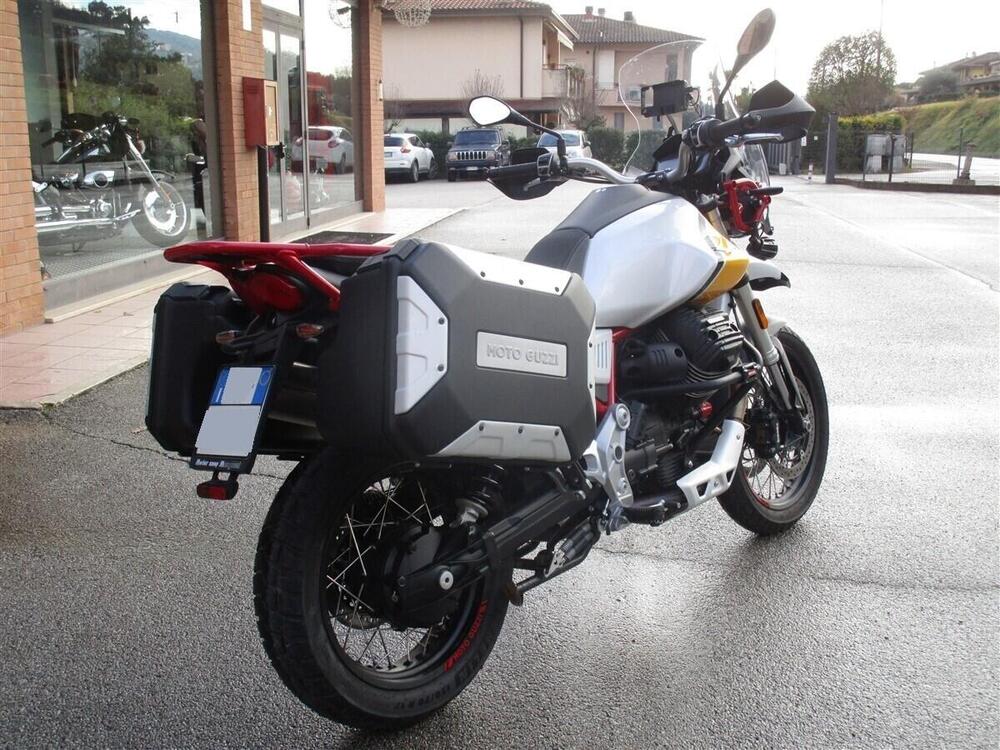Moto Guzzi V85 TT Evocative Graphics (2019 - 20) (6)