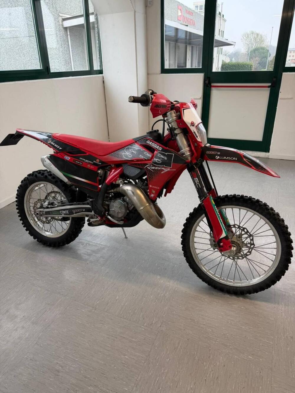 GASGAS MC 125 (2024) (2)