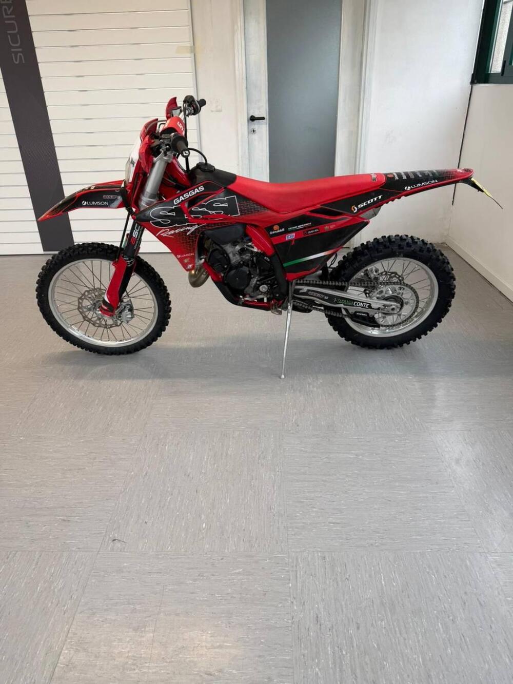 GASGAS MC 125 (2024) (3)