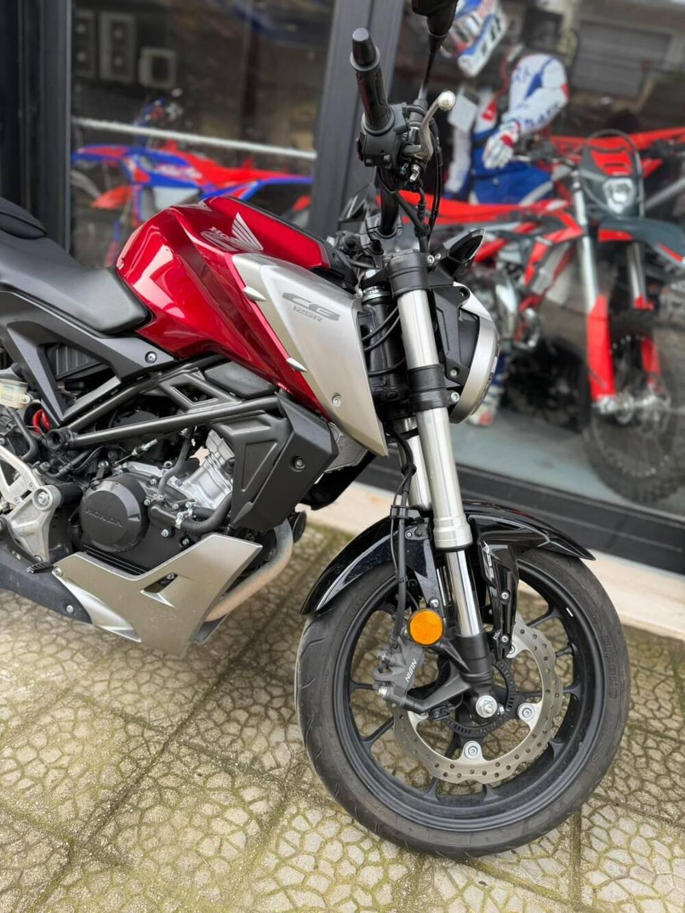 Honda CB 125 R (2018 - 20) (3)