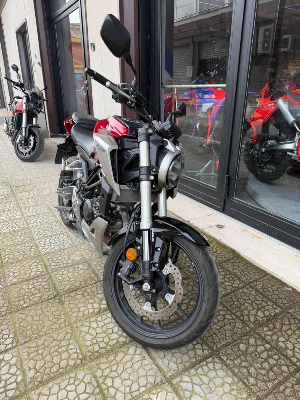 Honda CB 125 R (2018 - 20) (4)