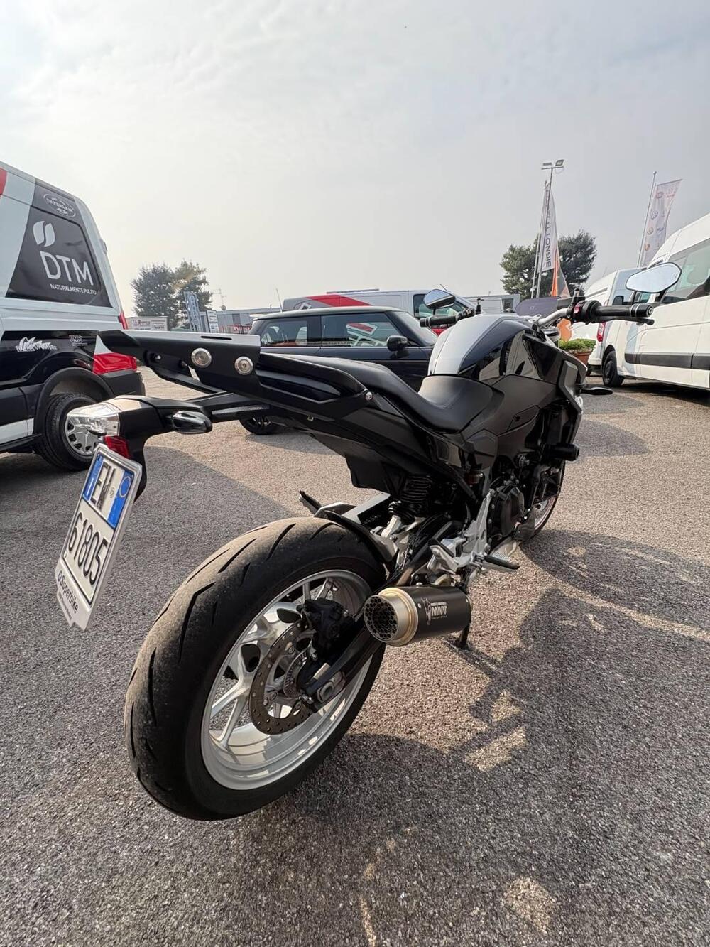 Bmw F 900 R (2021 - 24) (3)