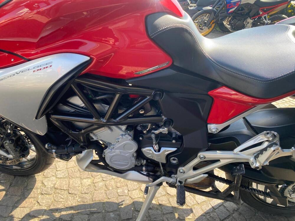 MV Agusta Turismo Veloce 800 (2014 - 16) (7)