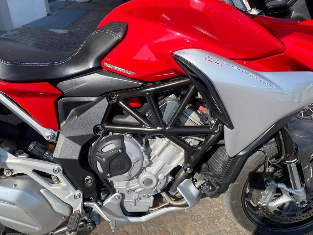 MV Agusta Turismo Veloce 800 (2014 - 16) (5)