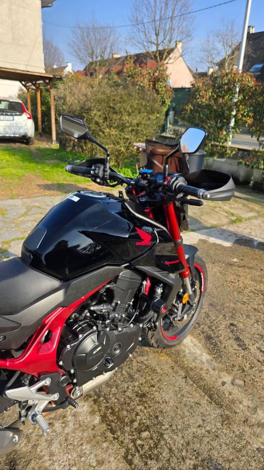 Honda CB 750 Hornet (2023 - 24) (10)