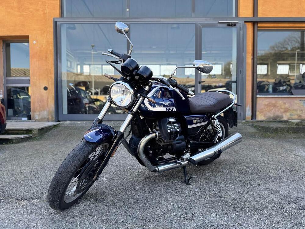 Moto Guzzi V7 850 Stone Special Abs (2021) (5)