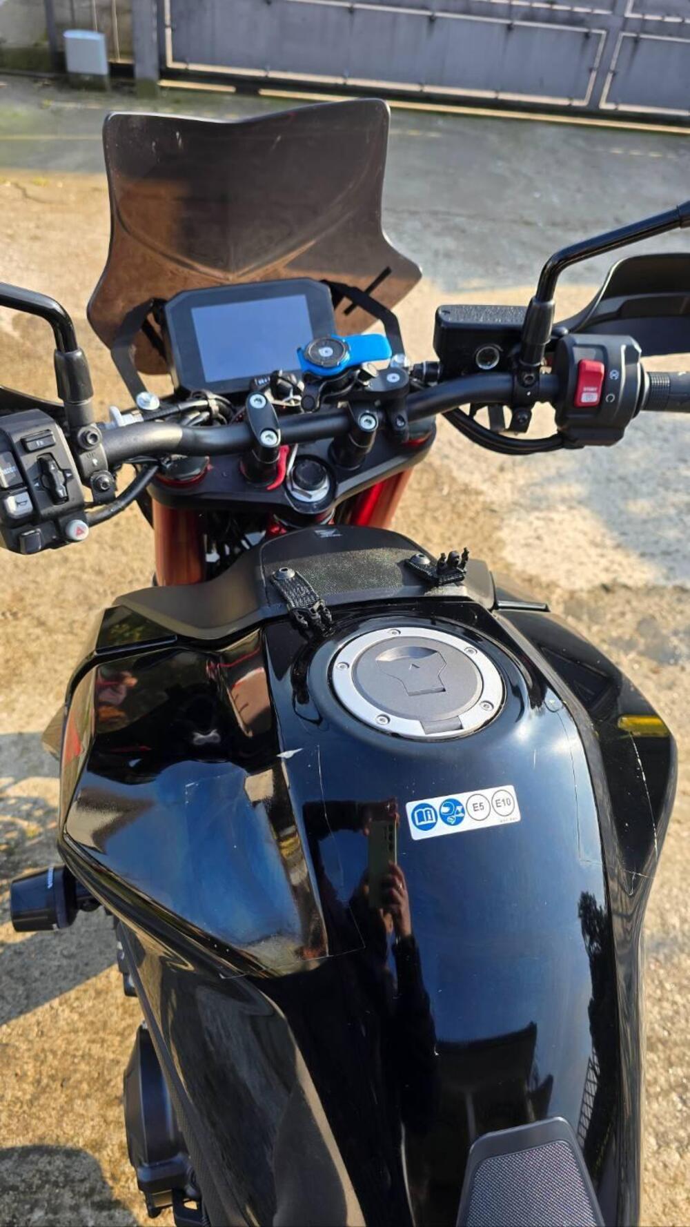 Honda CB 750 Hornet (2023 - 24) (12)