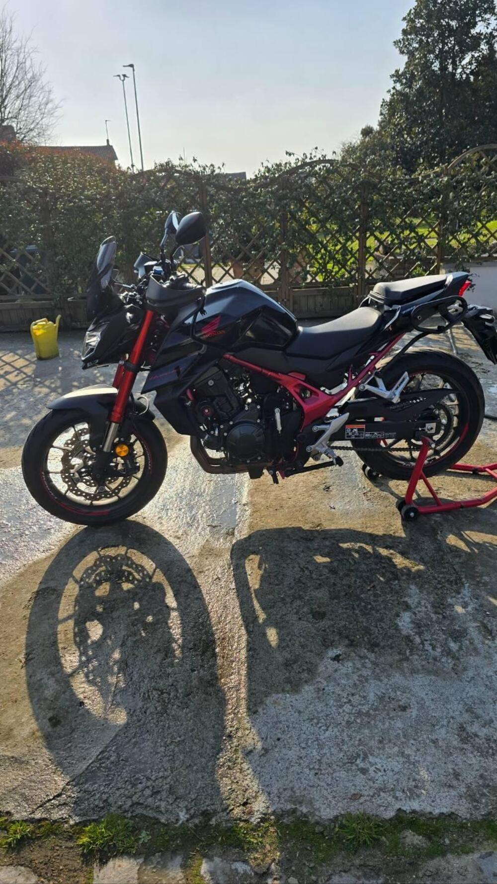 Honda CB 750 Hornet (2023 - 24) (2)