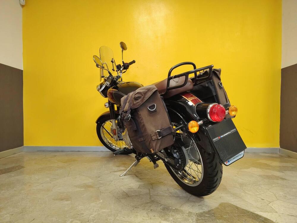 Royal Enfield Classic 350 (2021 - 26) (4)