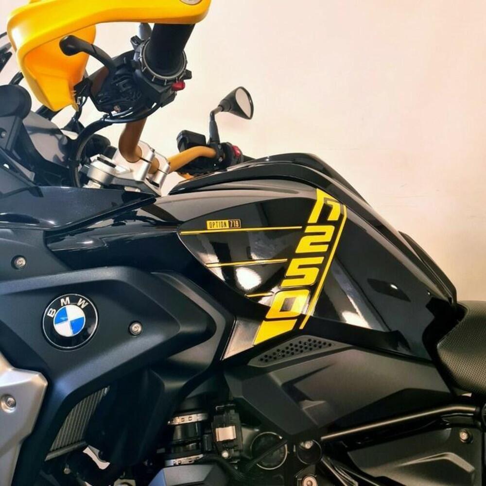 Bmw R 1250 GS - Edition 40 Years GS (2021) (9)