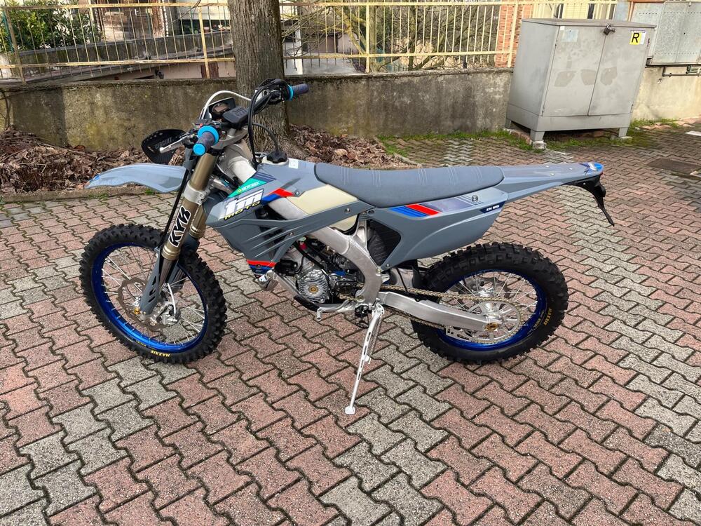 Tm Moto EN 125 ES Fi 2T (2026) (2)