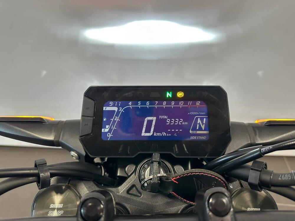 Honda CB 125 R (2024 - 26) (10)