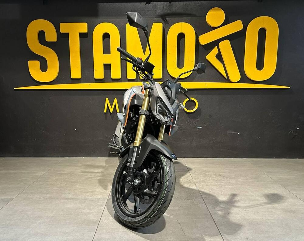 QJ Motor SRK 125 S (2025 - 26) (3)