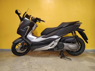 Honda Forza 300 ABS (2018 - 20) usata