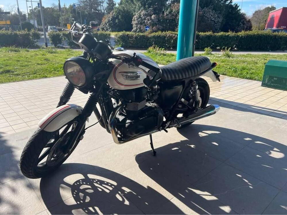 Triumph Bonneville SE (2009 - 13) (5)