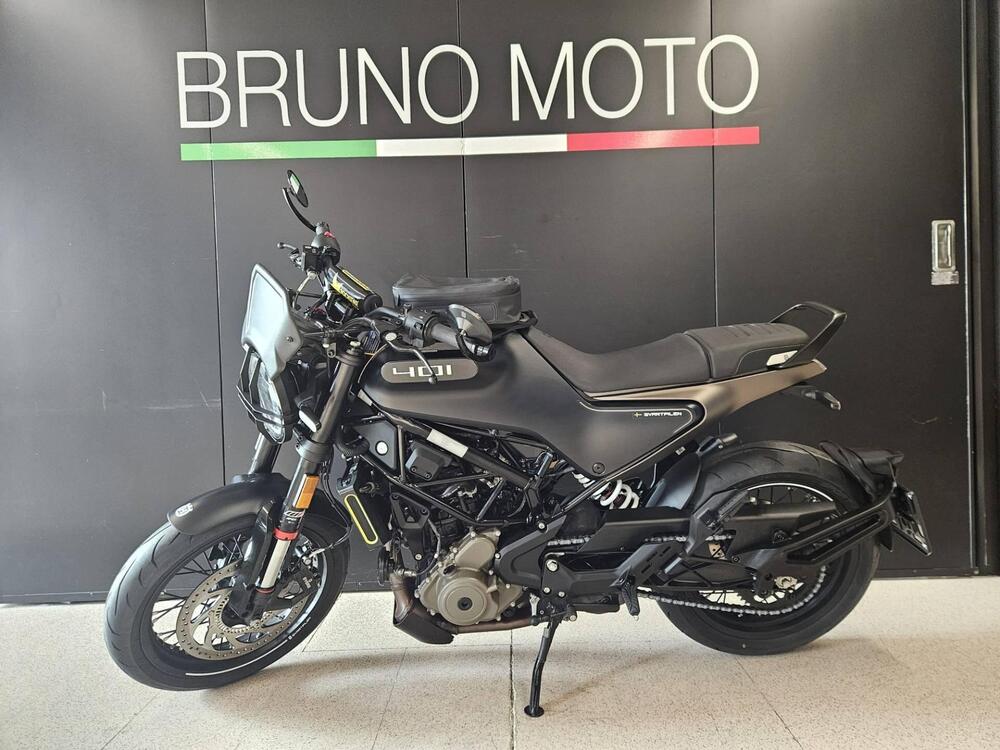 Husqvarna Svartpilen 401 (2024 - 26) (2)