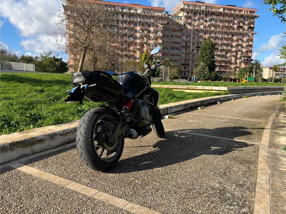 Kawasaki ER-6N (2005 - 08)