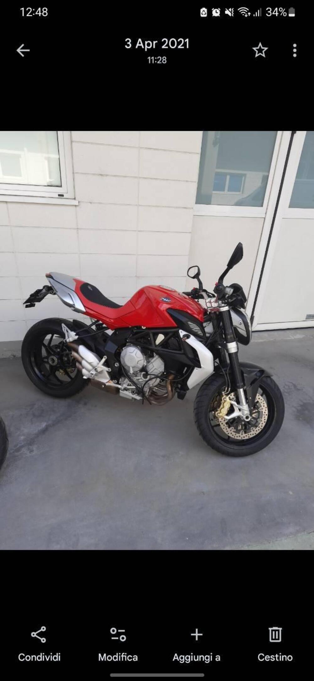 MV Agusta Brutale 675 (2011 - 15) (2)