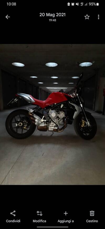 MV Agusta Brutale 675 (2011 - 15) usata