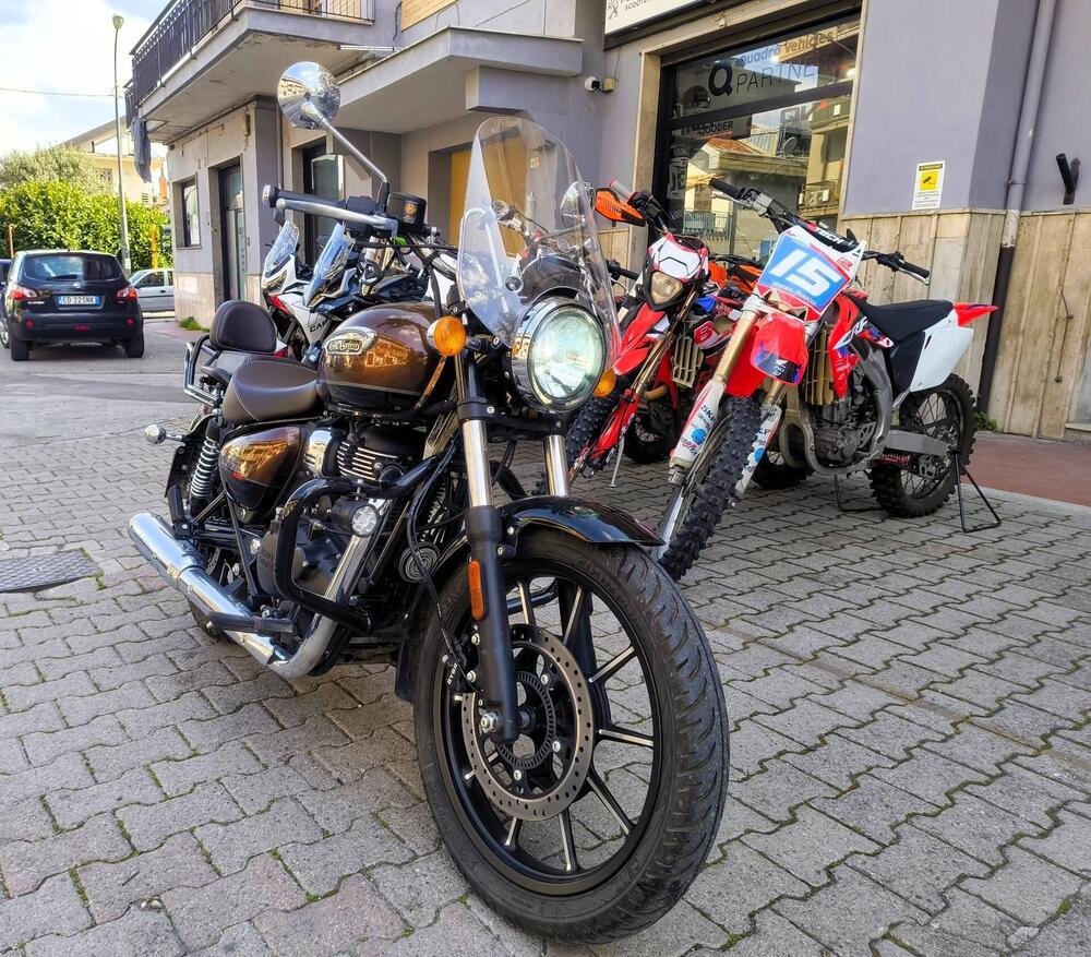 Royal Enfield Meteor 350 (2021 - 26) (4)
