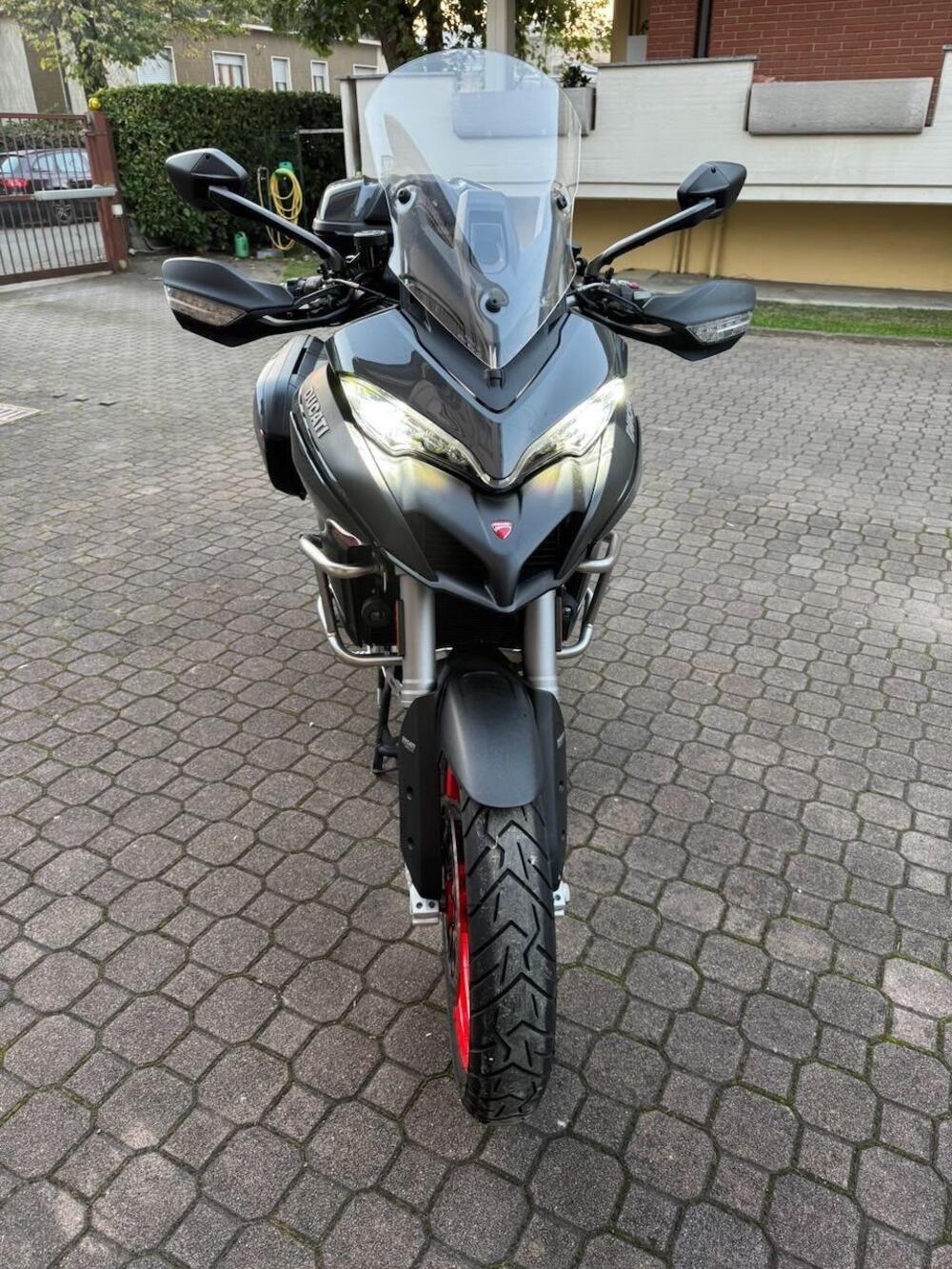 Ducati Multistrada V2 S (2022 - 24) (3)