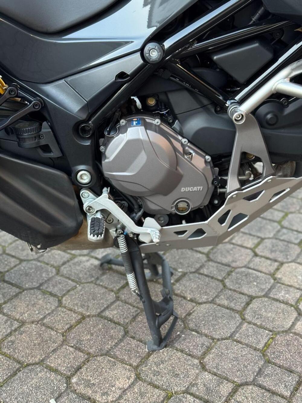 Ducati Multistrada V2 S (2022 - 24) (8)