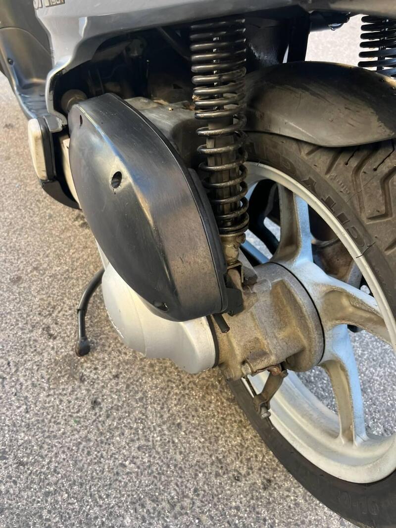 Honda SH 150i (2005 - 08) (9)