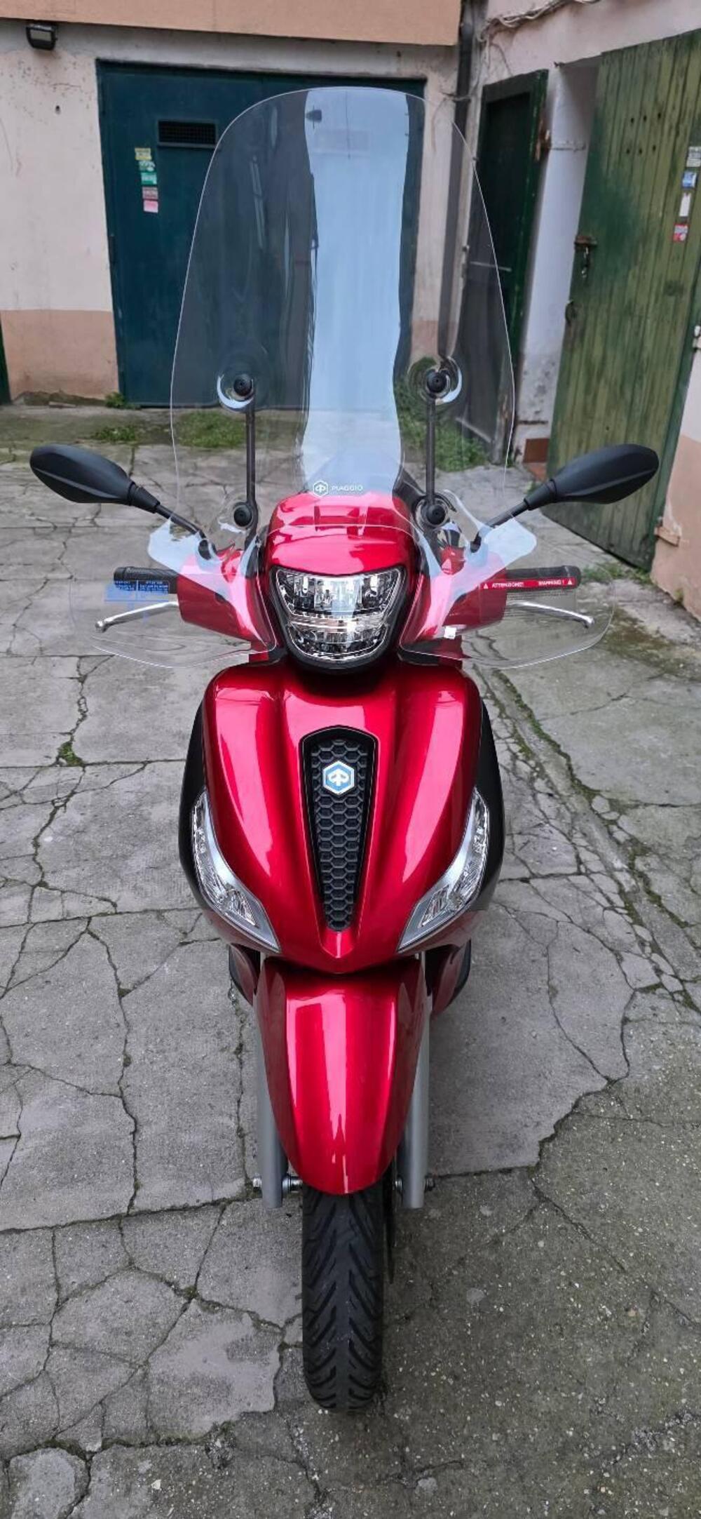 Piaggio Medley 150 S ABS (2021 - 25) (2)