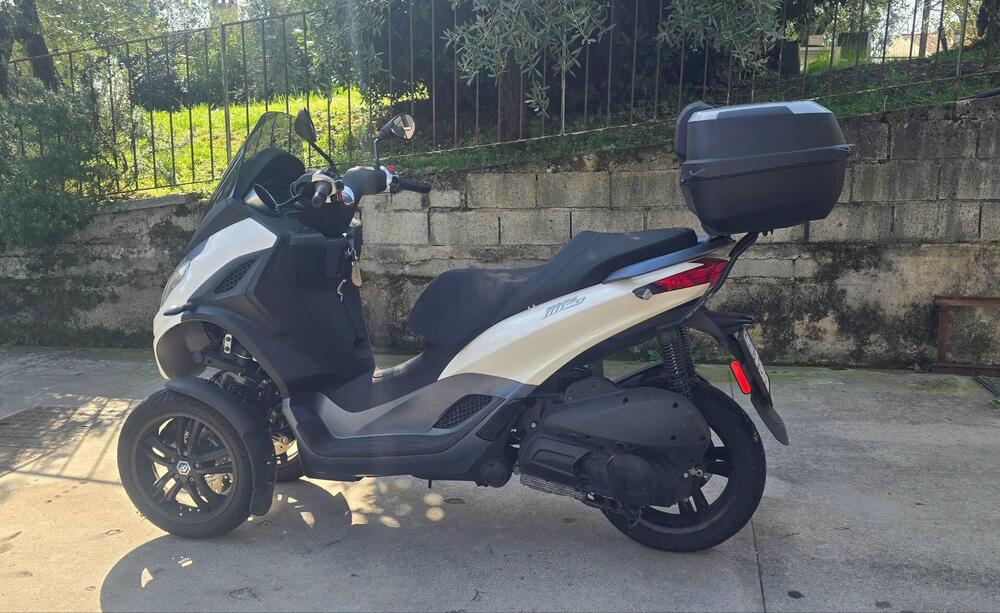 Piaggio MP3 300 ABS Hpe (2021 - 24) (2)