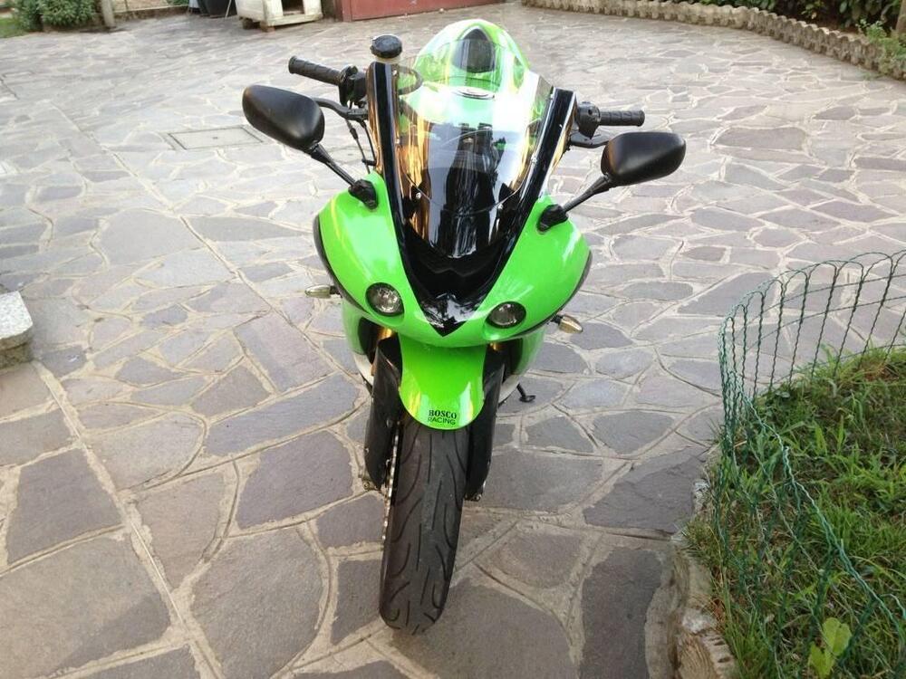 Kawasaki Ninja 1000 ZX-10R (2004 - 05)