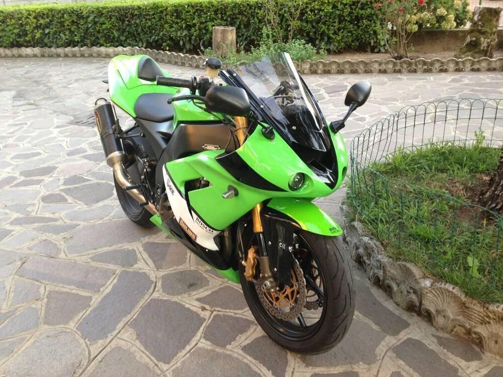 Kawasaki Ninja 1000 ZX-10R (2004 - 05) (2)