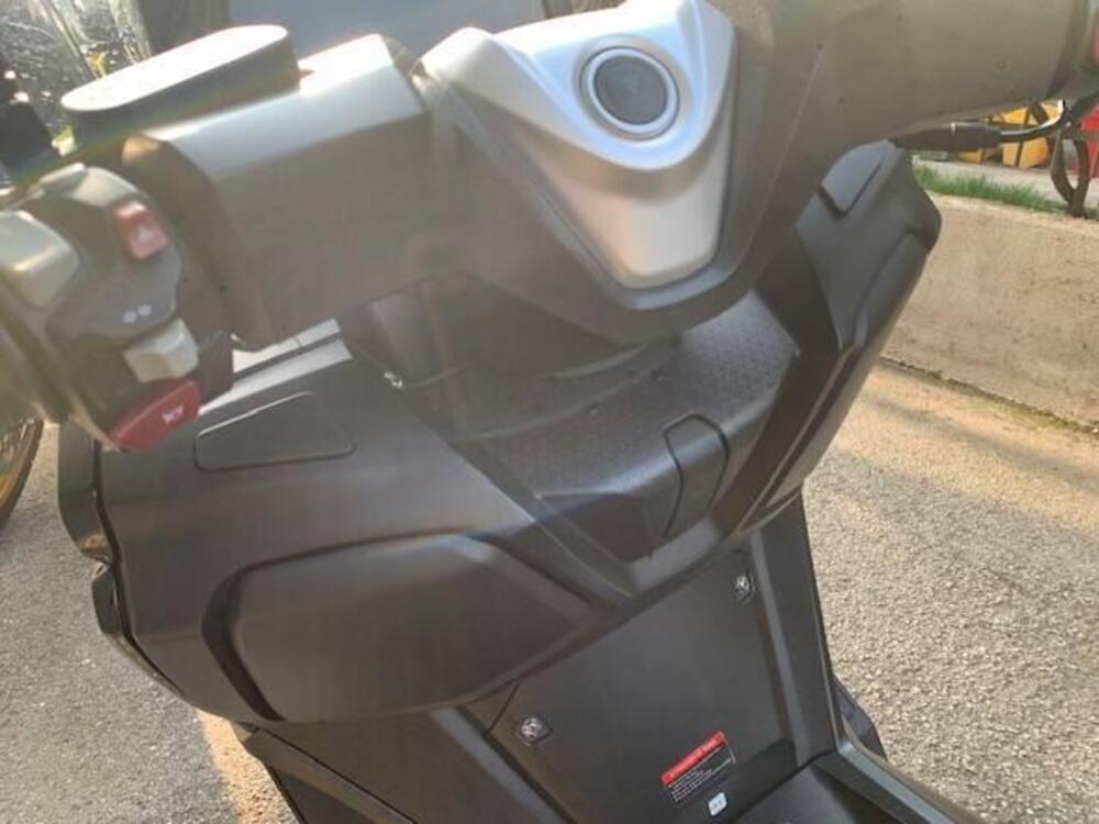 Voge Sfida SR4 (2022 - 24) (6)