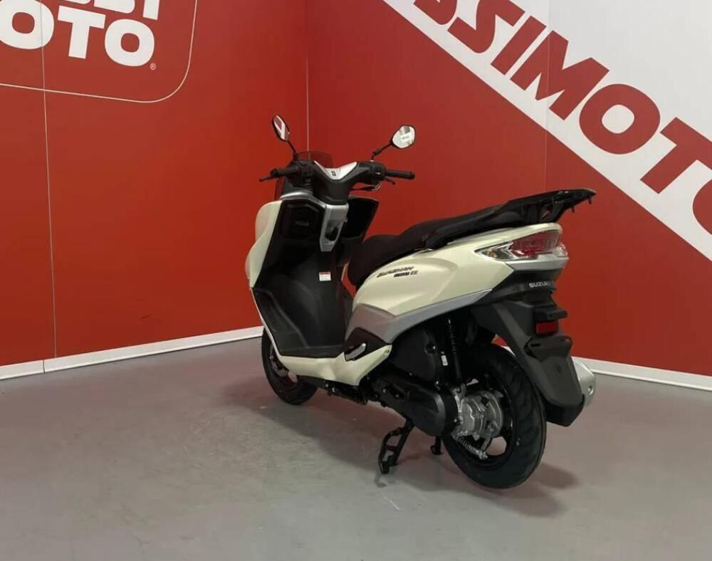 Suzuki Burgman Street 125 Executive (2023 - 26) (5)