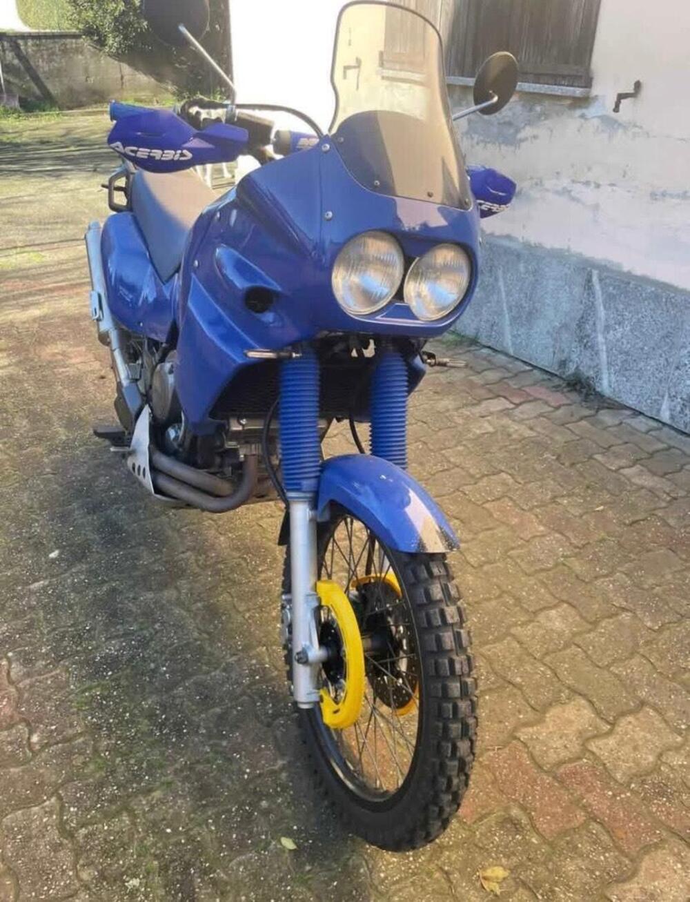Yamaha Super Tenere XTZ 750 (2)