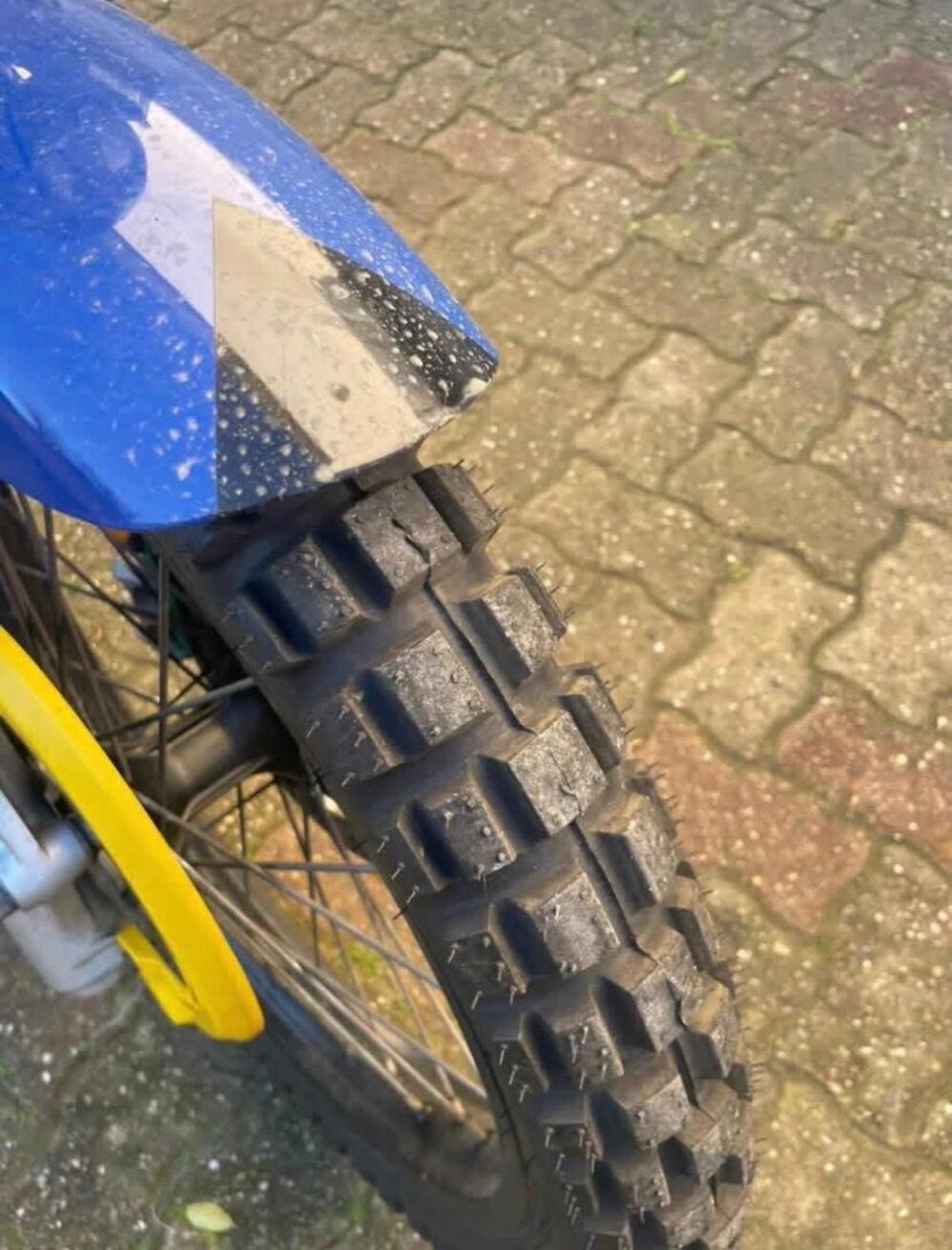 Yamaha Super Tenere XTZ 750 (4)