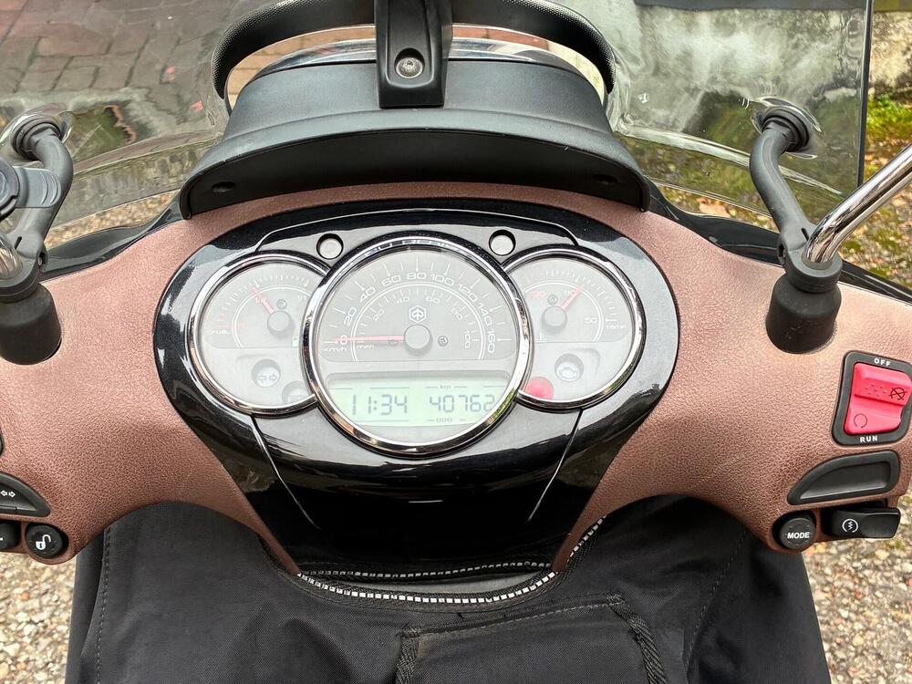 Piaggio Beverly 300 i.e. (2010 - 16) (4)