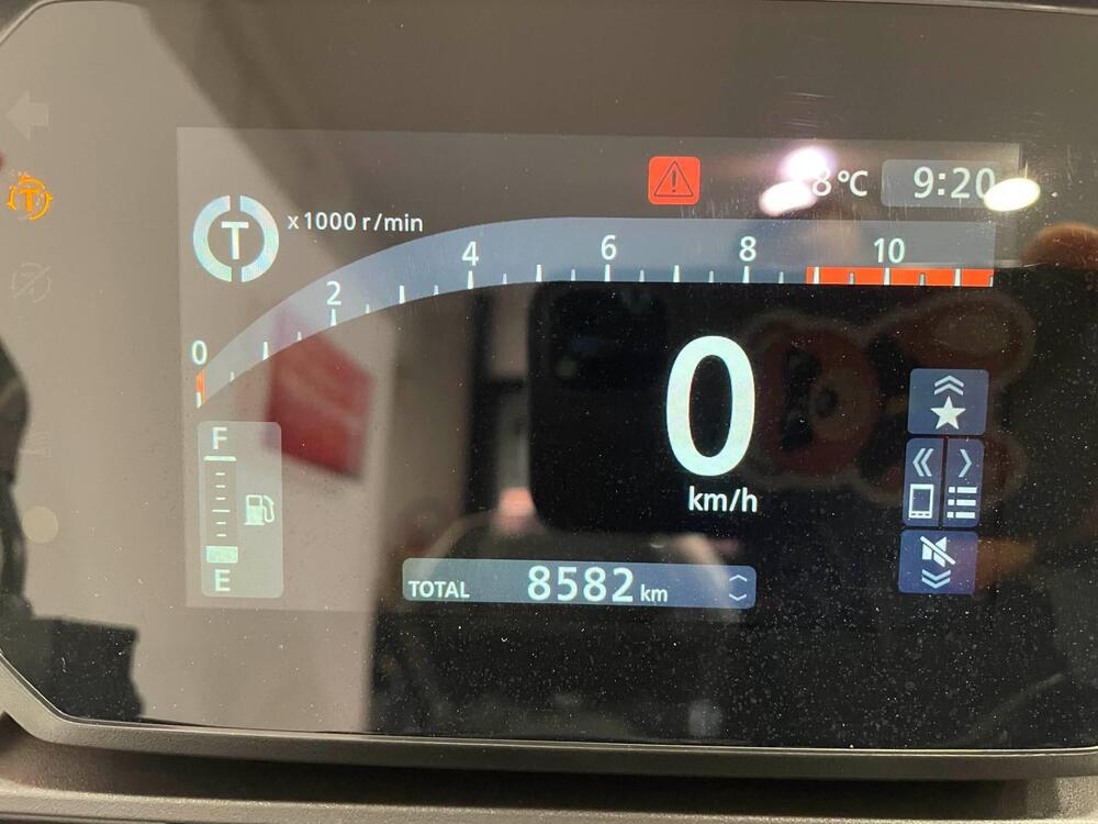 Honda ADV 350 (2025 - 26) (8)