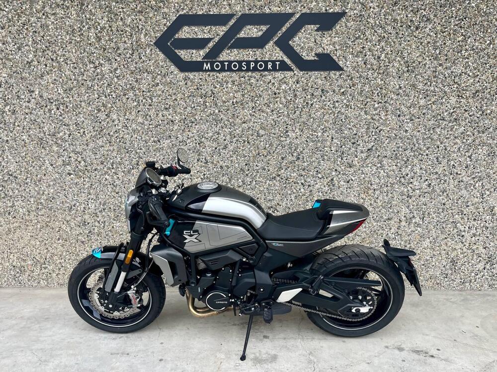 CFMOTO 700CL-X Sport (2022 - 26) (2)