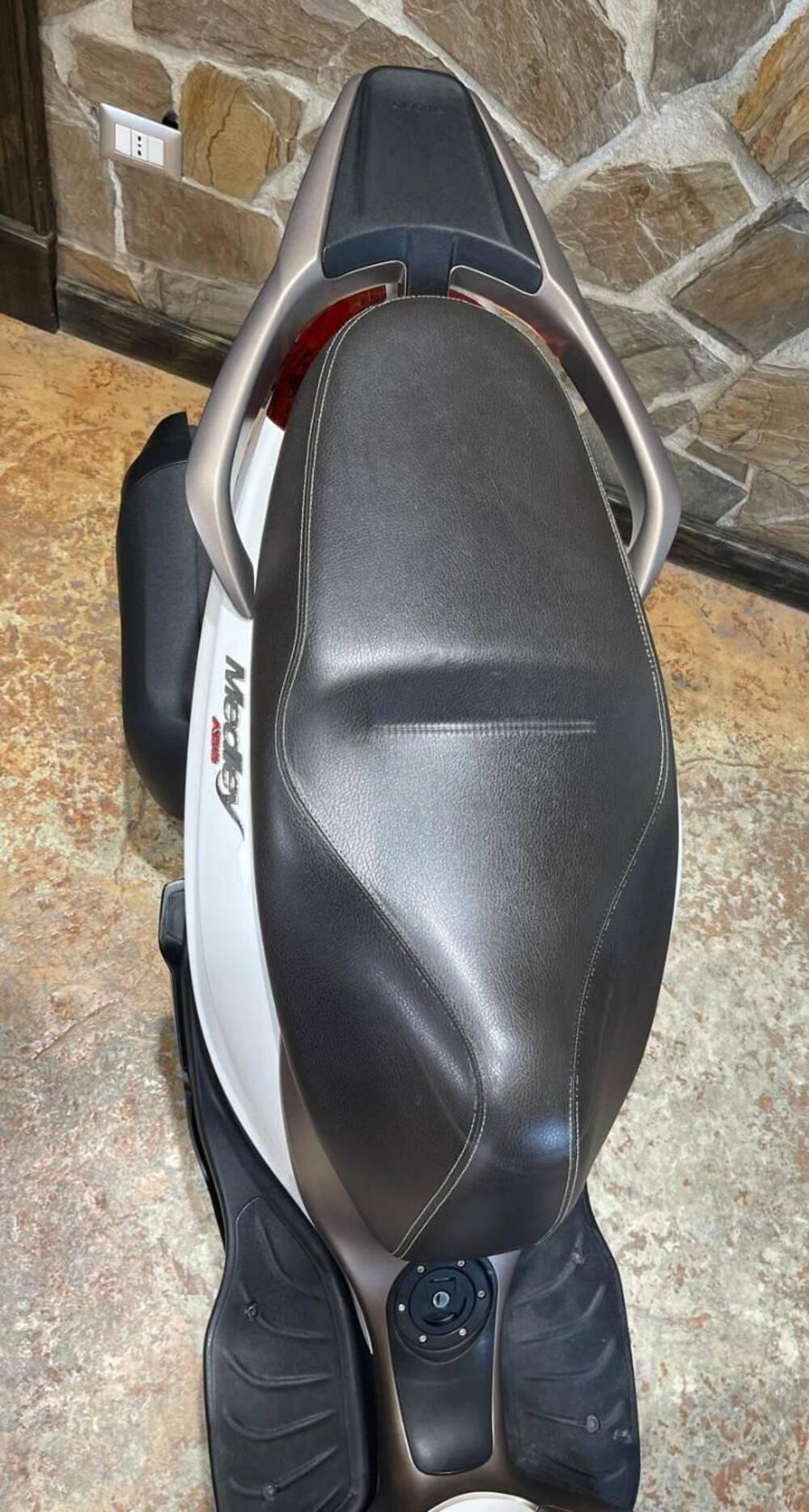 Piaggio Medley 125 ABS (2021 - 24) (14)