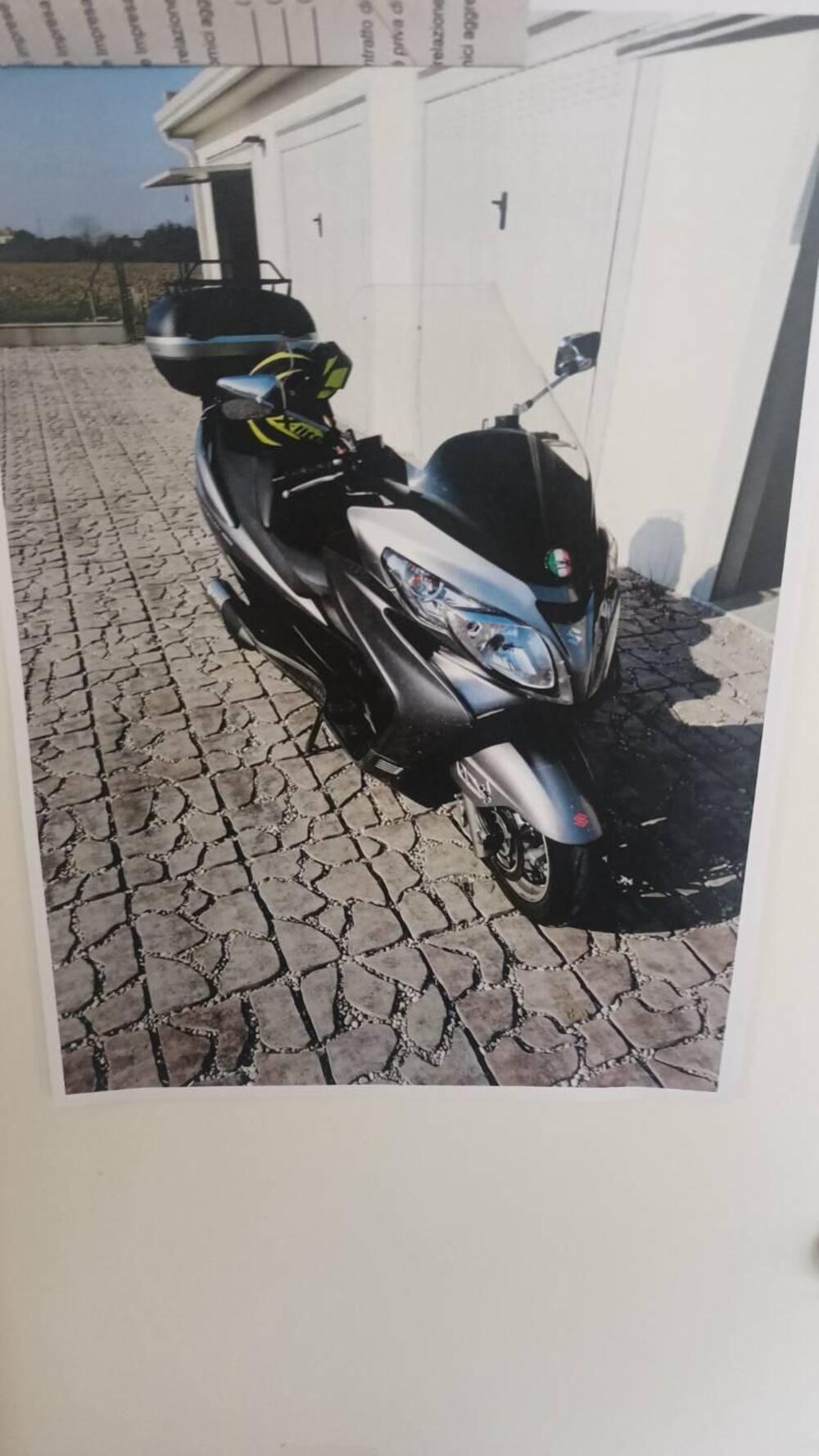 Suzuki Burgman AN 400 (2008 - 13)